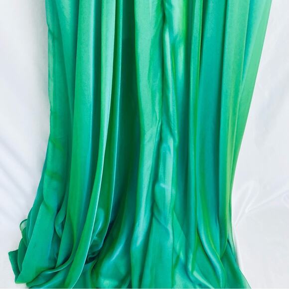 La Femme Green Iridescent Gown Size 0 - Picture 11 of 16